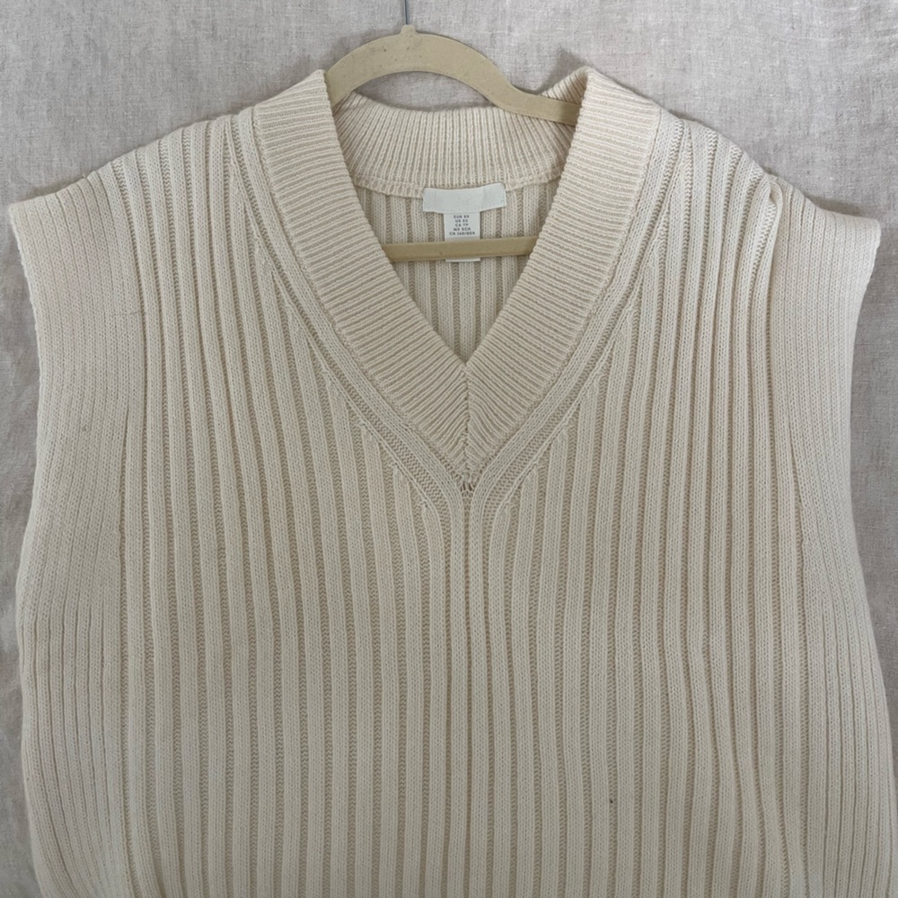 Sweater Vest